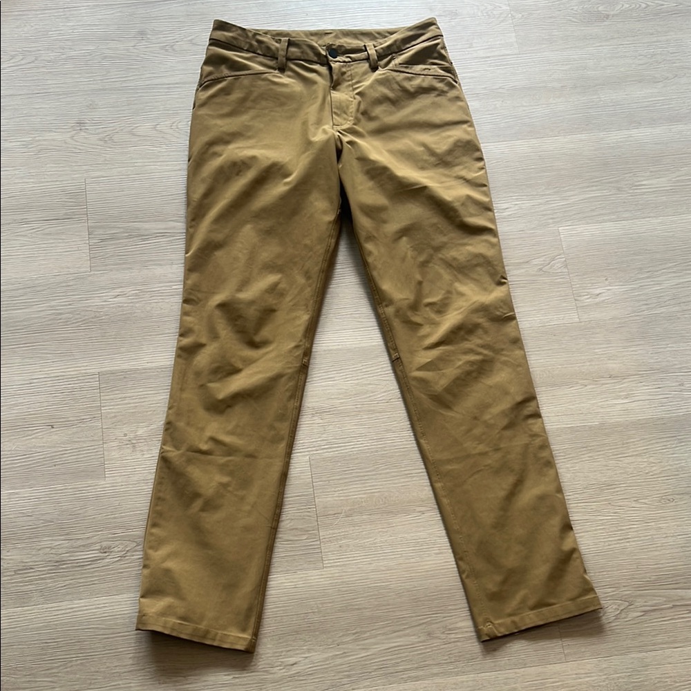 Lululemon Athletica Tan Chinos Classic Fit